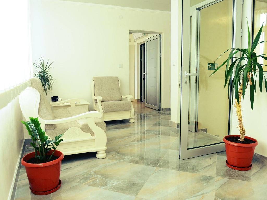 Guesthouse Dokic Leskovac  Bagian luar foto