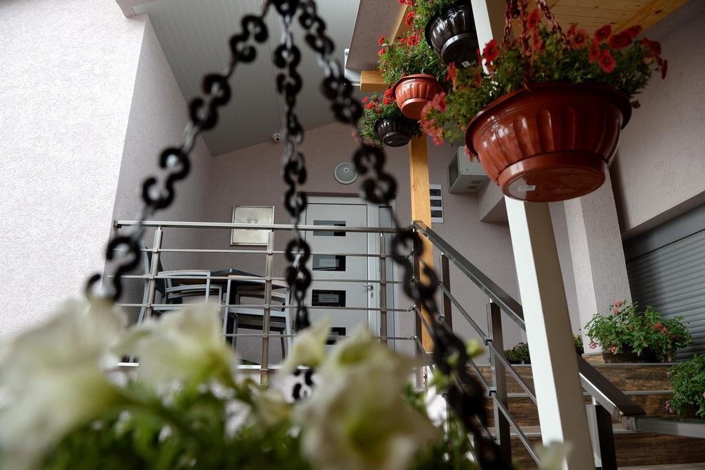Guesthouse Dokic Leskovac  Bagian luar foto
